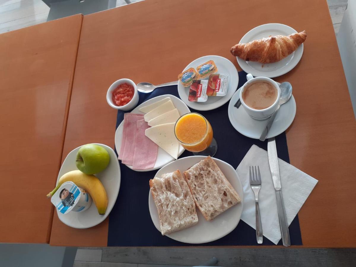 Te Mana Hotel Torreblanca Bagian luar foto