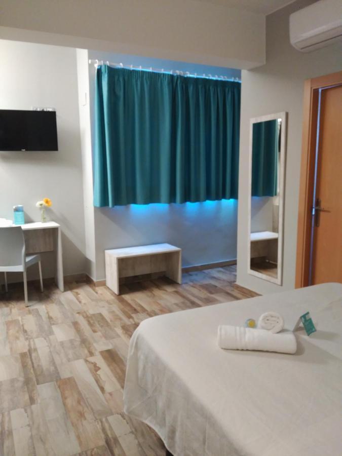 Te Mana Hotel Torreblanca Bagian luar foto