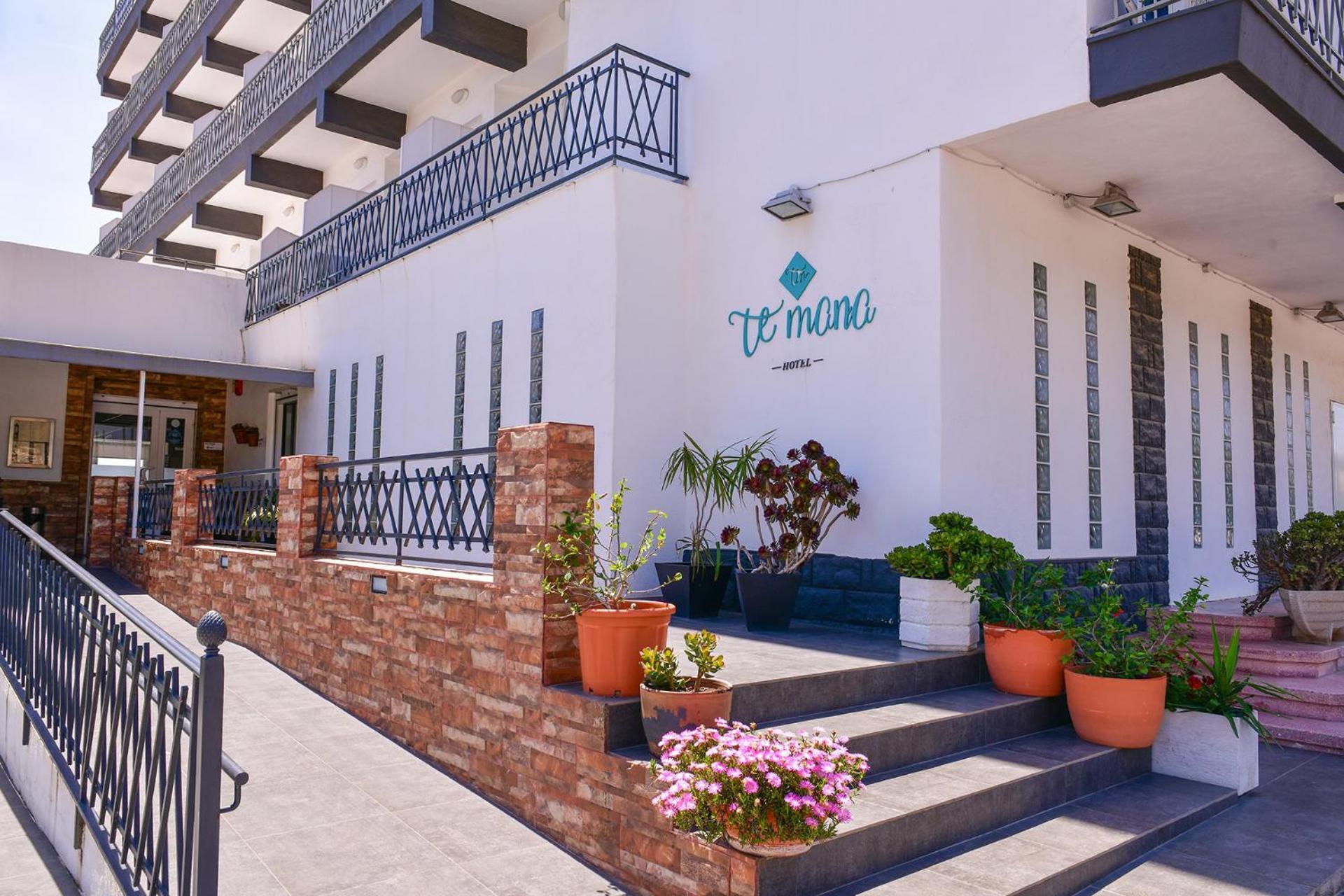 Te Mana Hotel Torreblanca Bagian luar foto