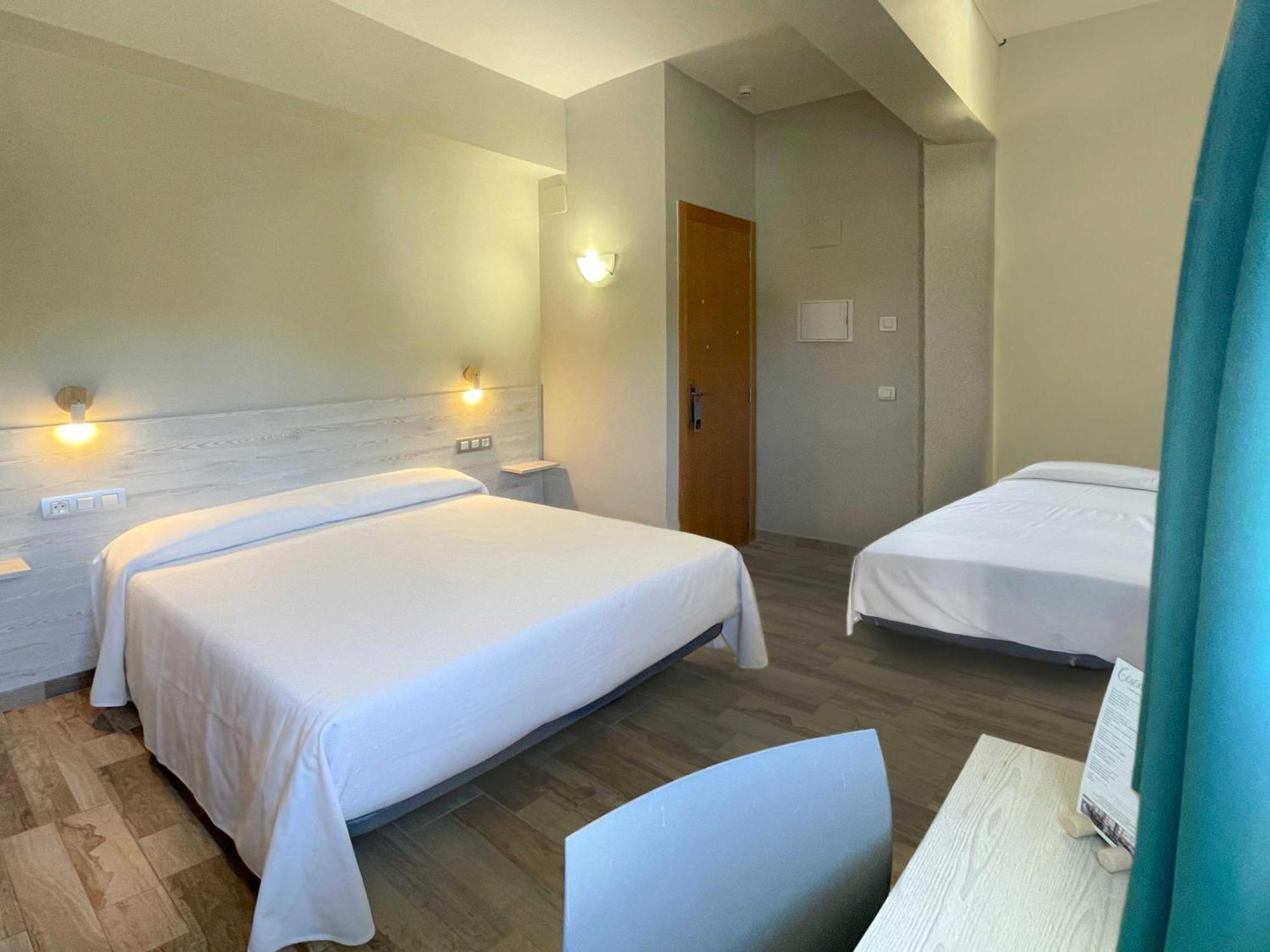 Te Mana Hotel Torreblanca Bagian luar foto