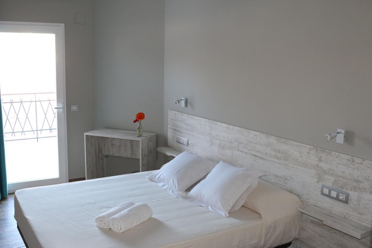 Te Mana Hotel Torreblanca Bagian luar foto